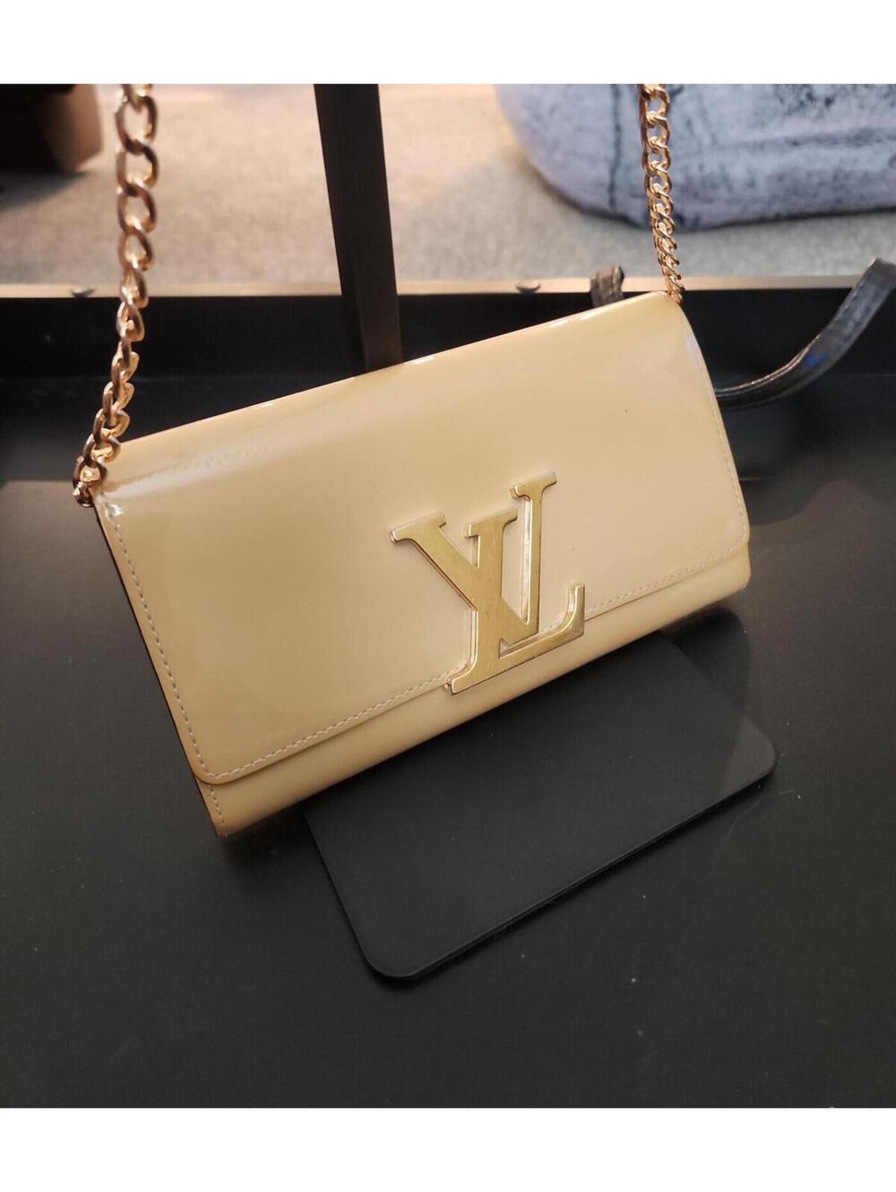 Louis Vuitton Vernis Portefeuille Louise Wallet - Clutch